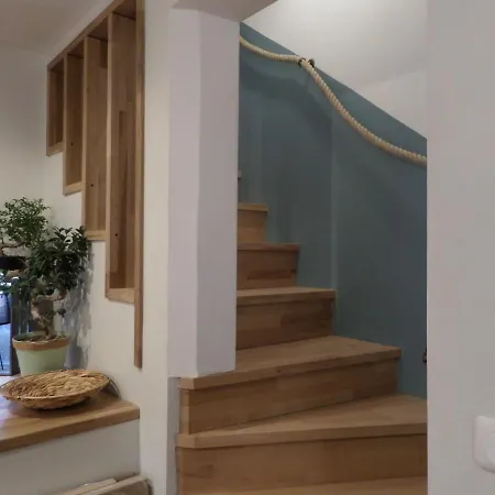 La Parenthese Avesnoise بيت ضيافة