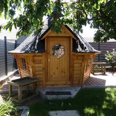 La Parenthese Avesnoise بيت ضيافة 3*